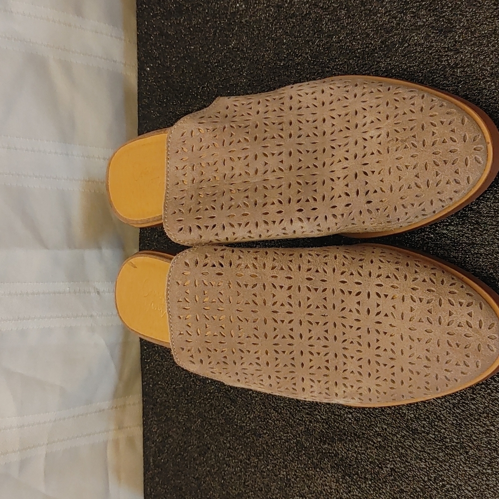 Crown Vintage Shoes
